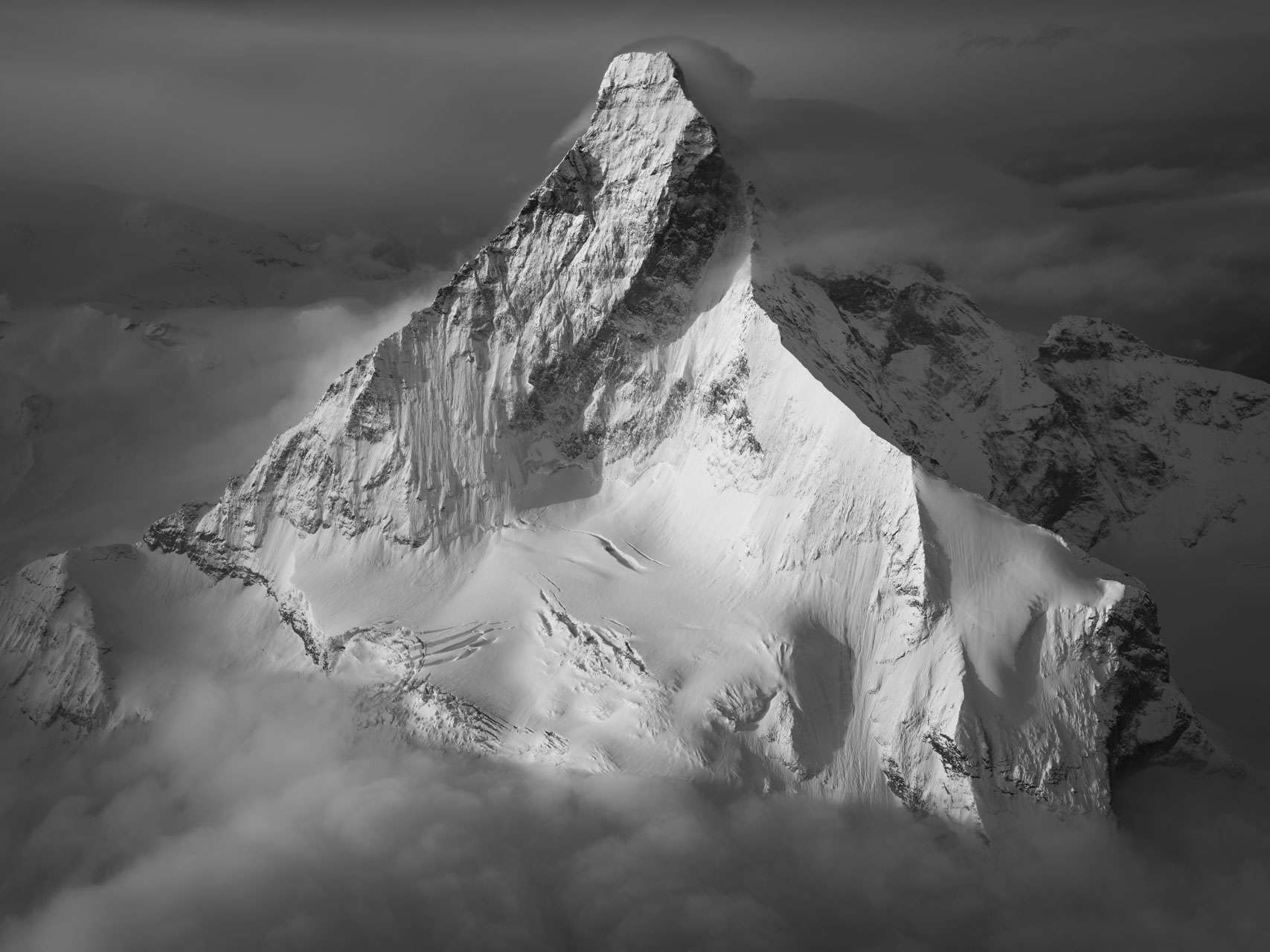 photo face nord cervin avec de la neige