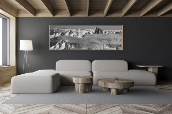 décoration salon chalet moderne - intérieur petit chalet suisse - photo montagne noir et blanc grand format - Photographie noir et blanc du Titlis - Vue panoramique sur le sommet du Titlis sortant de la brume