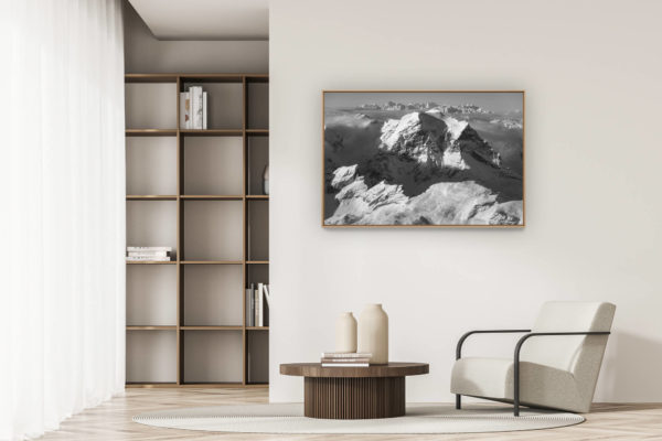 décoration appartement moderne - art déco design - Photo noir et blanc du sommet du Toedi - Photo alignement du sommet du Toedi avec les sommets légendaires des alpes bernoises