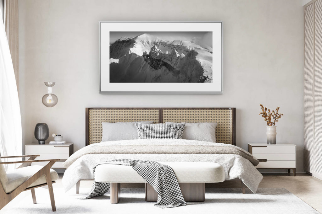 déco chambre chalet suisse rénové - photo panoramique montagne grand format - Photo des Tschingelhörner - Vue sur les sommets des Tschingelhörner - Tschingelhörner patrimoine mondiale de l'UNESCO