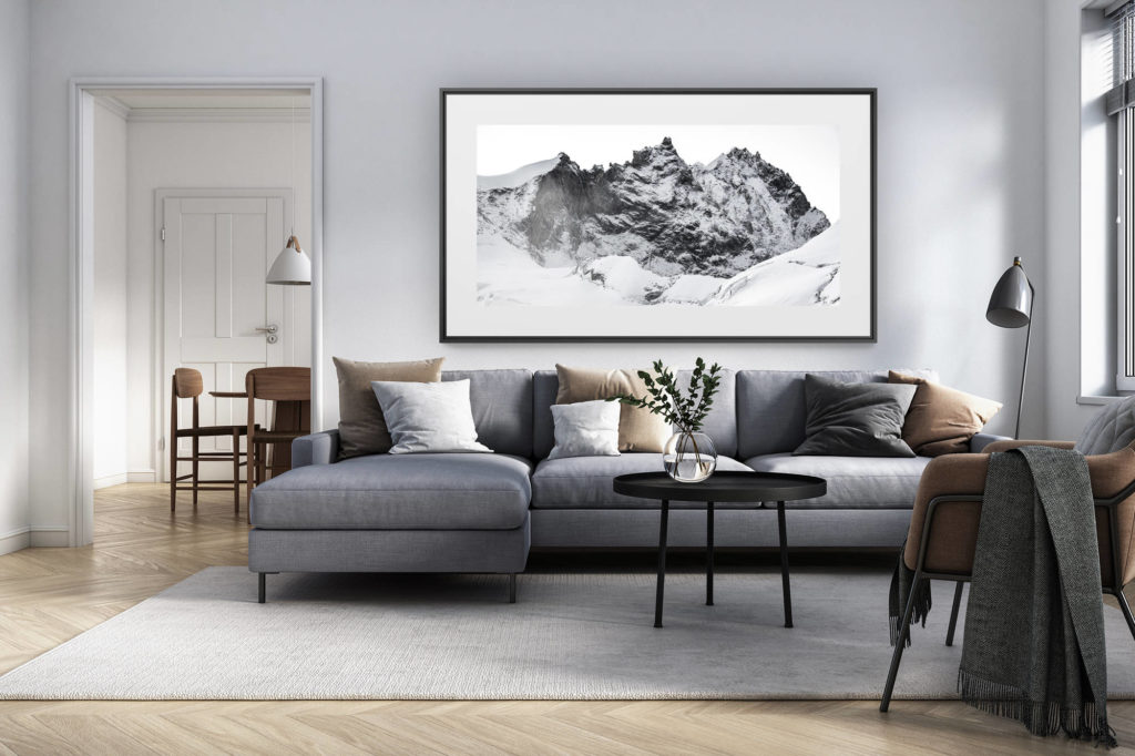 Innendekoration renoviertes Wohnzimmer Schweiz - Alpenpanorama Großformatfoto - Foto weisshorn Berg Schnee
