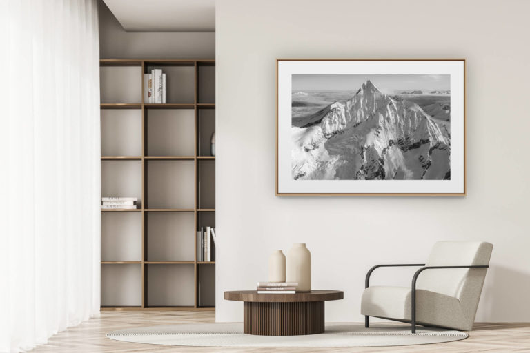 déco tendance salon moderne - photo montagne noir et blanc grand format - Alpes Bernoises panorama - tableau photo noir et blanc de montagne dans la brune