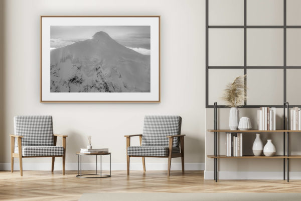 décoration intérieur moderne avec photo de montagne noir et blanc grand format - Montagne image - Crans Montana Suisse en noir et blanc
