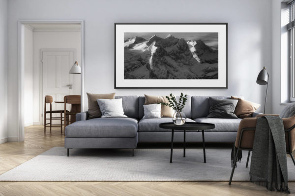 décoration intérieur salon rénové suisse - photo alpes panoramique grand format - photo wetterhorn et eiger au lever de soleil - photo montagnes hasliberg Meiringen