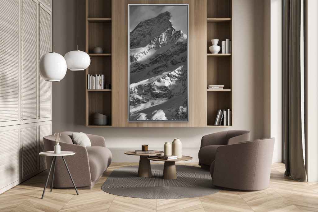 décoration salon suisse amoureux montagne - décoration murale verticale - Zinalrothorn voie normale - Sommet de montagne en noir et blanc - Image montagne des Alpes Suisses