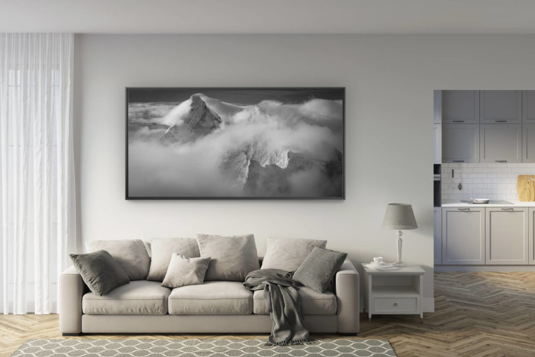 déco salon rénové - tendance photo montagne grand format - image panoramique matterhorn - photo de neige en montagne et de sommets des Alpes dans les nuages