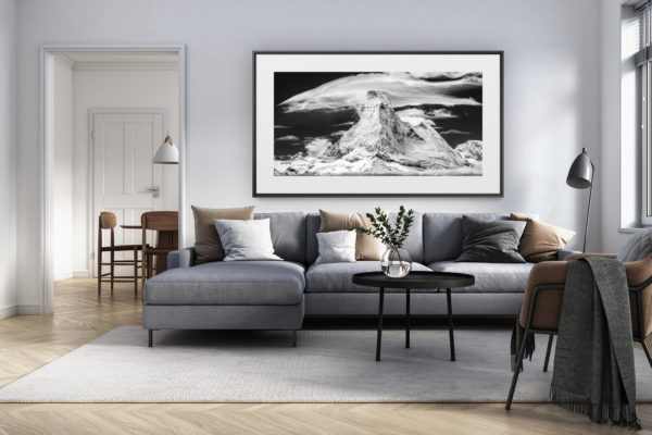 décoration intérieur salon rénové suisse - photo alpes panoramique grand format - Panorama de montagne noir et blanc du mont Cervin à encadrer en déco d'intérieure