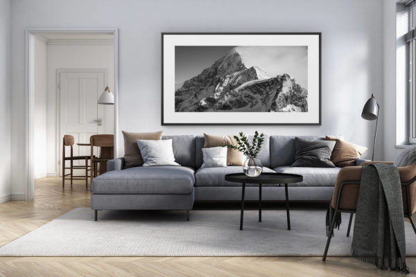 décoration intérieur salon rénové suisse - photo alpes panoramique grand format - Dent Blanche Voie Normale - Sommet montagne et massif montagneux en noir et blanc