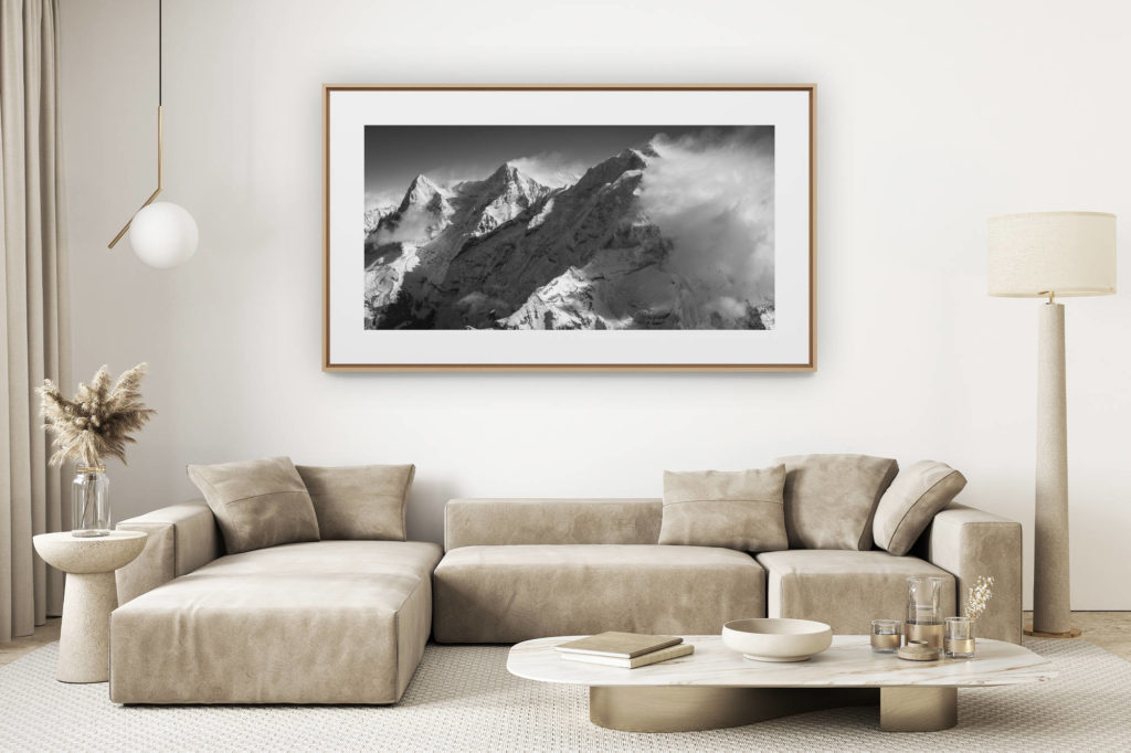 décoration salon clair rénové - photo montagne grand format - image eiger monch jungfrau - montagne noir et blanc - sommets grindelwald