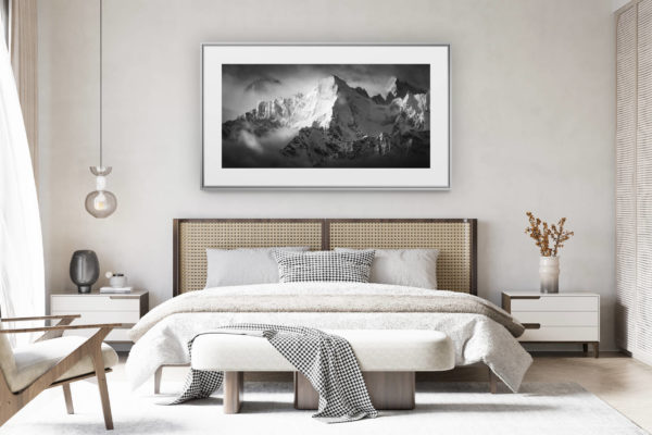 déco chambre chalet suisse rénové - photo panoramique montagne grand format - Image montagne Val de bagnes suisse -