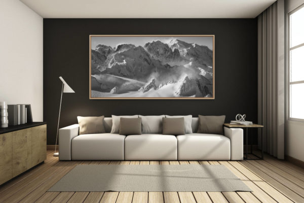 déco salon chalet rénové de montagne - photo montagne grand format -  - photo panorama massif mont blanc noir et blanc