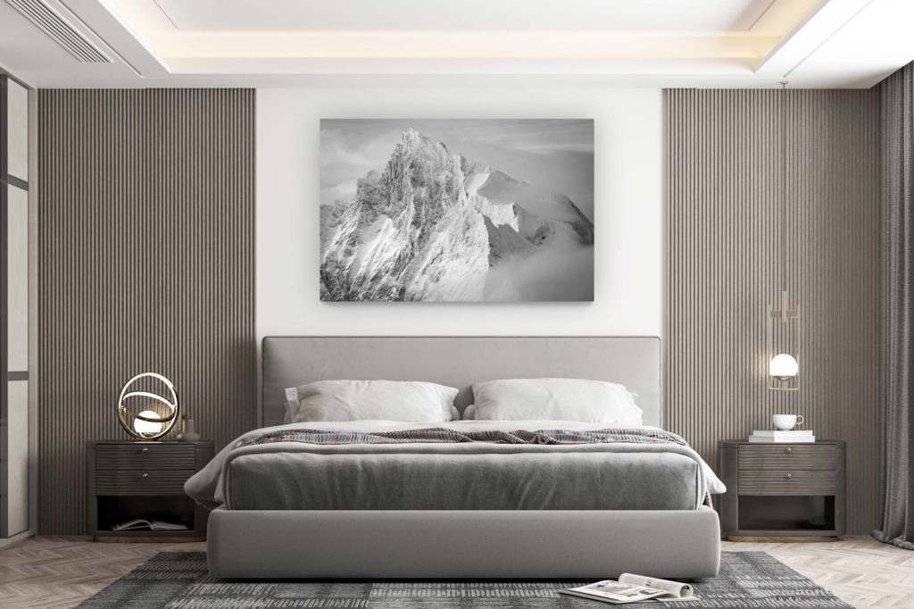 décoration murale chambre design - achat photo de montagne grand format - image paysage de montagne - le Zinalrothorn dans les nuages et le brouillard