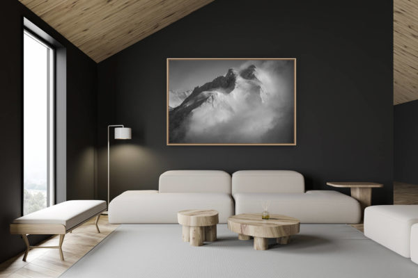 décoration chalet suisse - intérieur chalet suisse - photo montagne grand format - Jungfrau- sommet des alpes Bernoises et massif montagneux dans une mer de nuages en noir et blanc