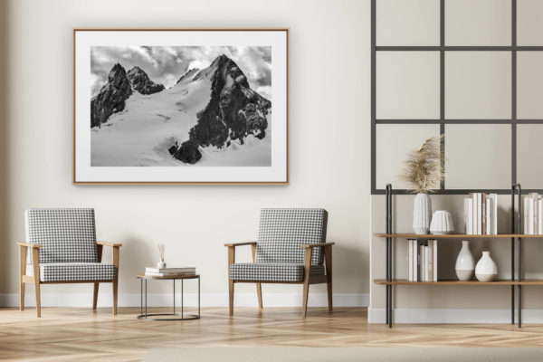 décoration intérieur moderne avec photo de montagne noir et blanc grand format - Val d'hérens - Image montagne Val d'hérens - L'évèque