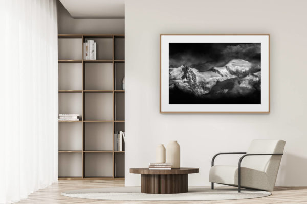 déco tendance salon moderne - photo montagne noir et blanc grand format - Mont Blanc - Photo massif du Mont Blanc et Mont Maudit Alpes -