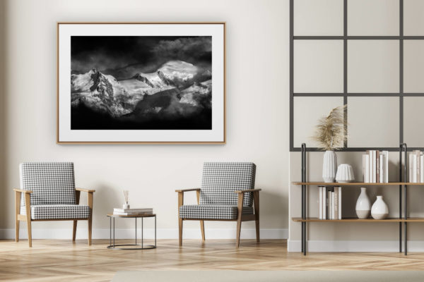 décoration intérieur moderne avec photo de montagne noir et blanc grand format - Mont Blanc - Photo massif du Mont Blanc et Mont Maudit Alpes -