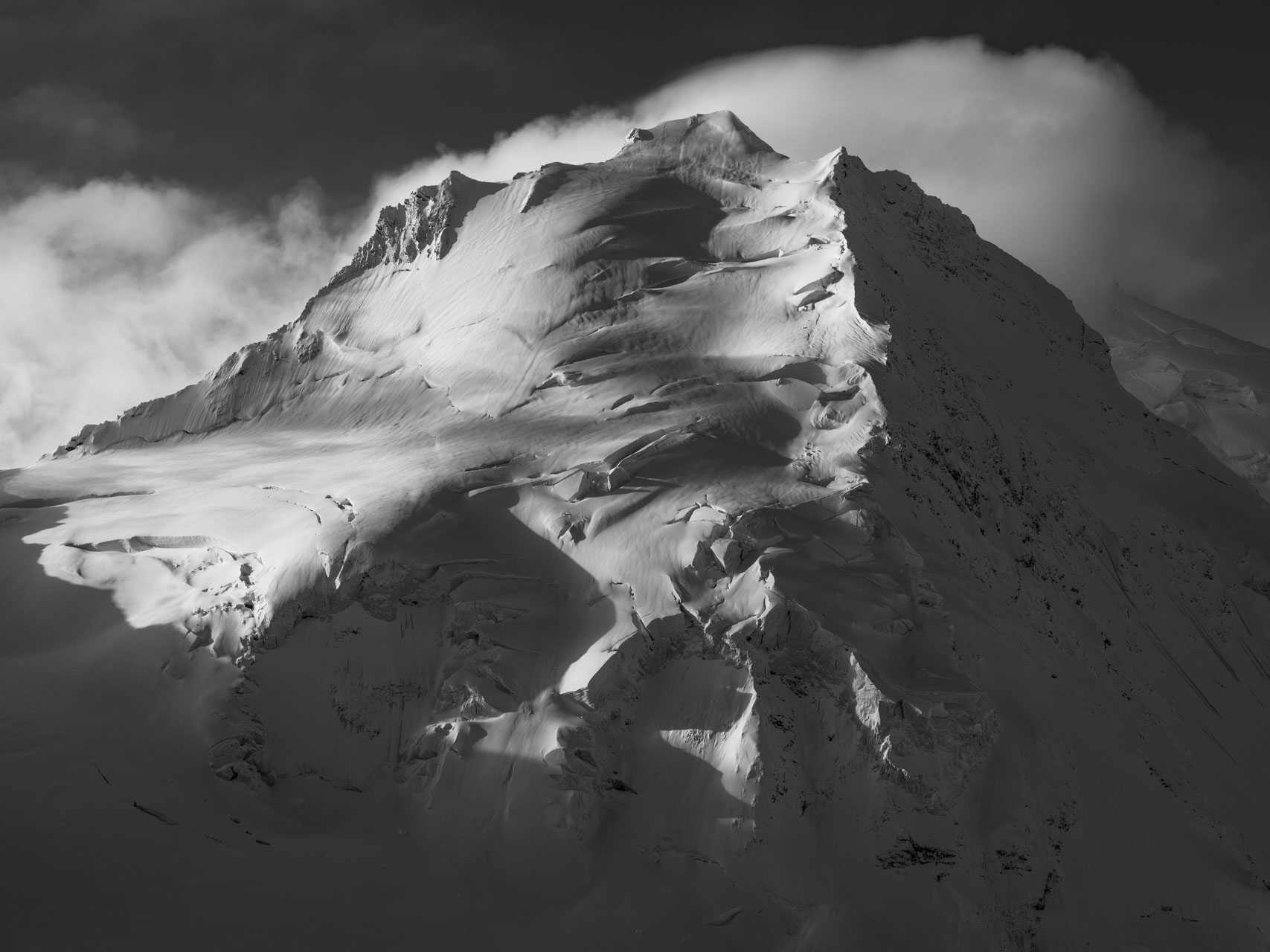 photo dom des michabels - photo montagne noir et blanc saas fee 4000m