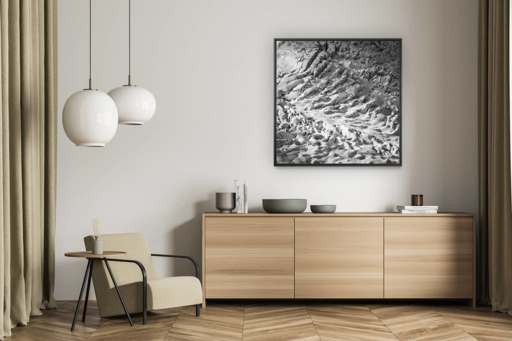 Wanddekoration Wohnzimmer - Foto-Tafel Berg Schweizer Alpen schwarz-weiß -.