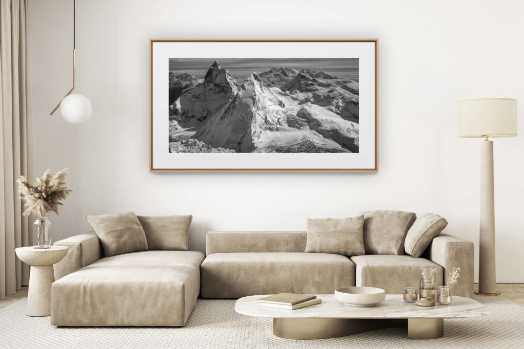 décoration salon clair rénové - photo montagne grand format - panorama montagnes suisses noir et blanc - achat oeuvre d'art Cervin