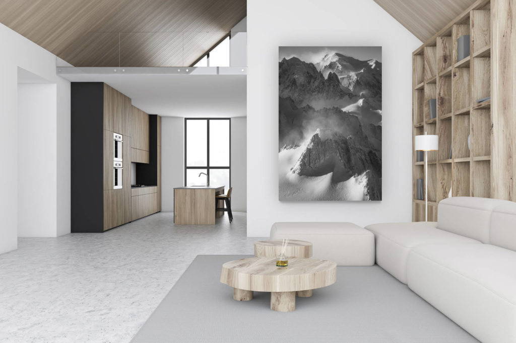 décoration chalet luxueux suisse - photo montagne grand format verticale - décoration murale design - Aiguille du Tour - Vue aérienne noir et blanc du mont blanc et l'Aiguille du Midi