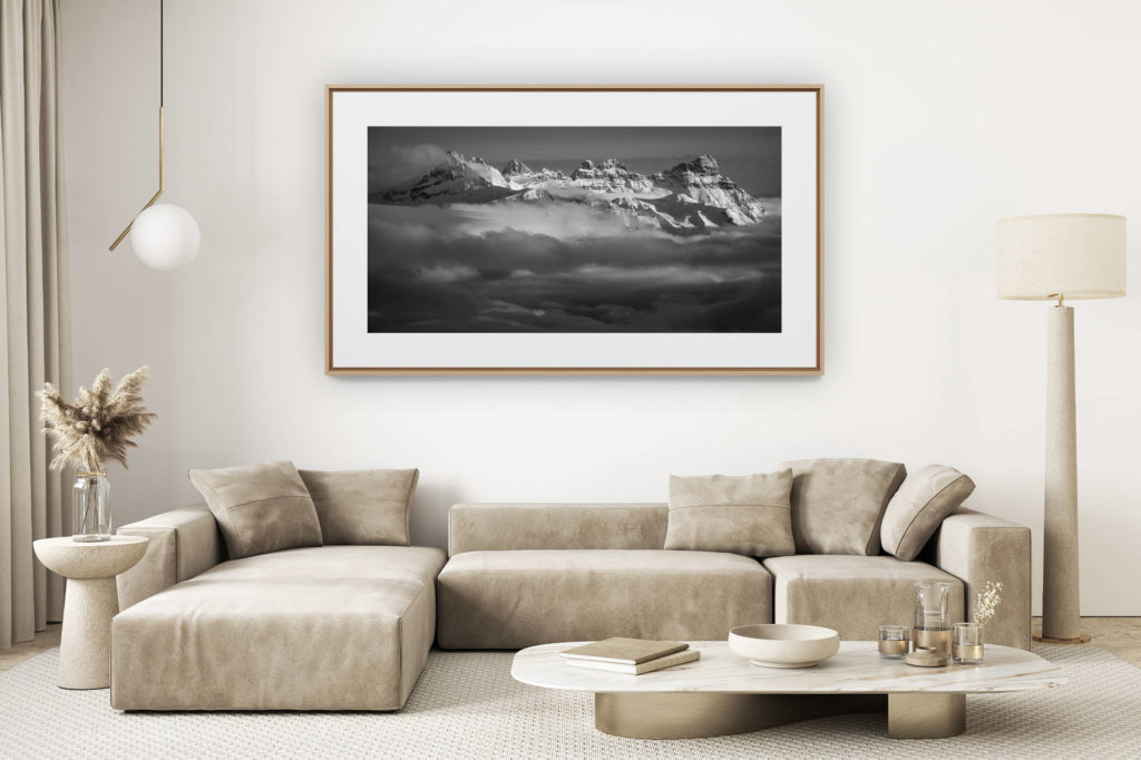renovierte helle Wohnzimmerdekoration - großformatiges Bergfoto - Dents du midi - Photo dent du midi - Bild Berg