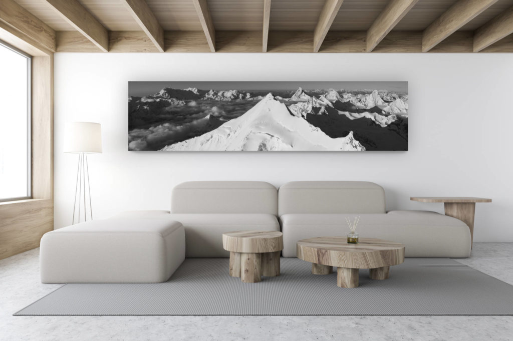 Inneneinrichtung Schweizer Bergchalet - Bergfoto schwarz-weiß - Panoramafoto schwarz-weiß von einem Wolkenmeer in den Bergen im Tal von Zermatt Val d&#039;Anniviers