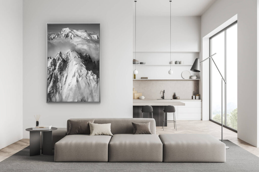 moderne Schweizer Wohnzimmerdekoration - Bergdekoration Foto im Grossformat - Aiguille verte Chamonix - Vertical Mont Blanc in schwarz-weissem Bergpanorama