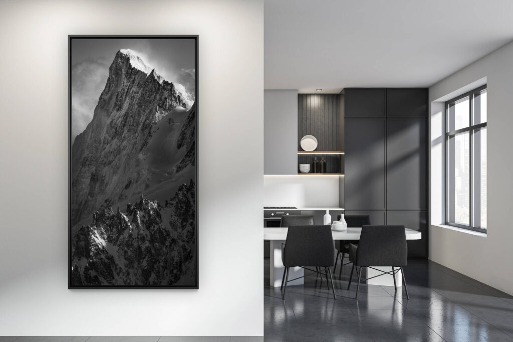 zeitgenössische Küchendekoration - großformatiges Bergfoto schwarz-weiß - Grandes Jorasses - Bergbild Nordseite grandes jorasses - Bergfoto im Schnee