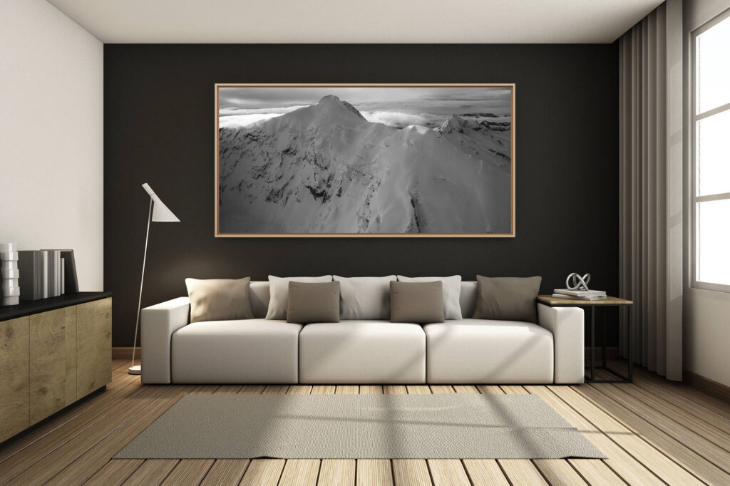 deco Wohnzimmer renovierte Berghütte - Bergfoto im Großformat - - Wolkenmeer schwarz-weiß - Bergfoto schwarz-weiß Weissmies Saas fee