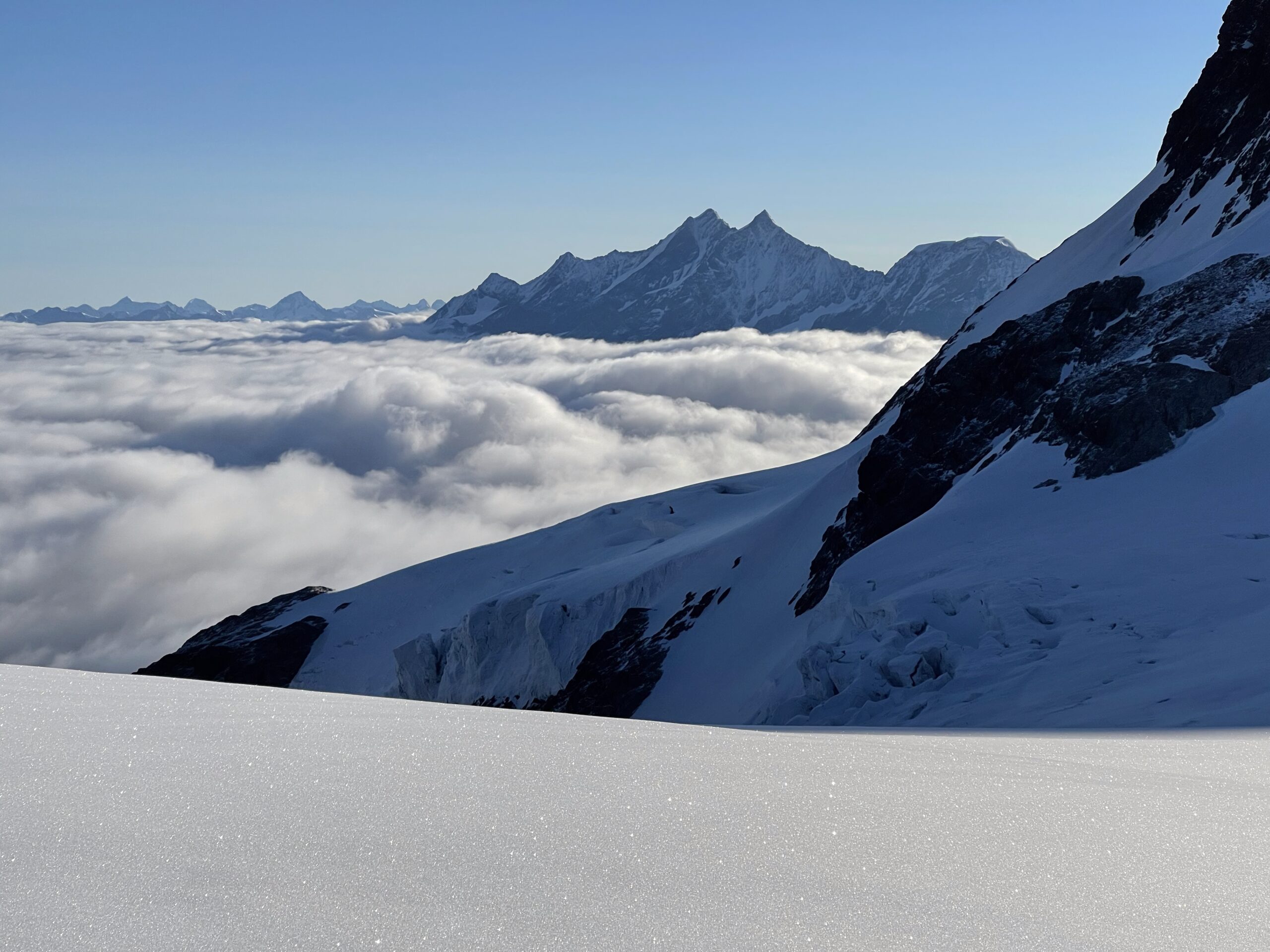 Gipfel des Breithorn - Aufstieg Bergsteigen Alpen